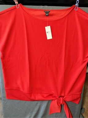 Ann Taylor Red Tie-Knot Crop Top